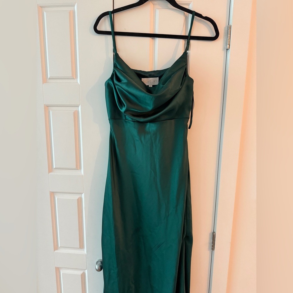 Elegant Green wedding guest Dresses